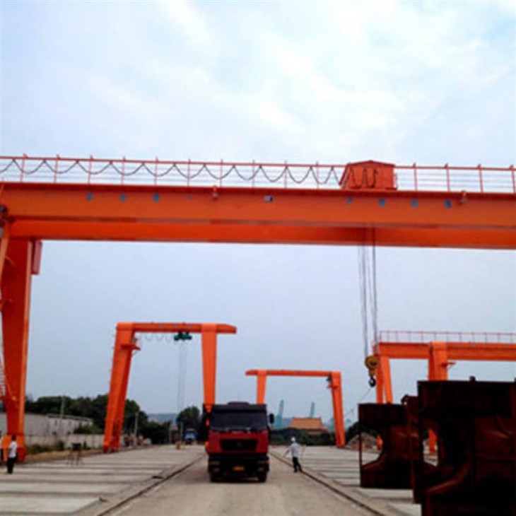 Mobile Crane Gantry